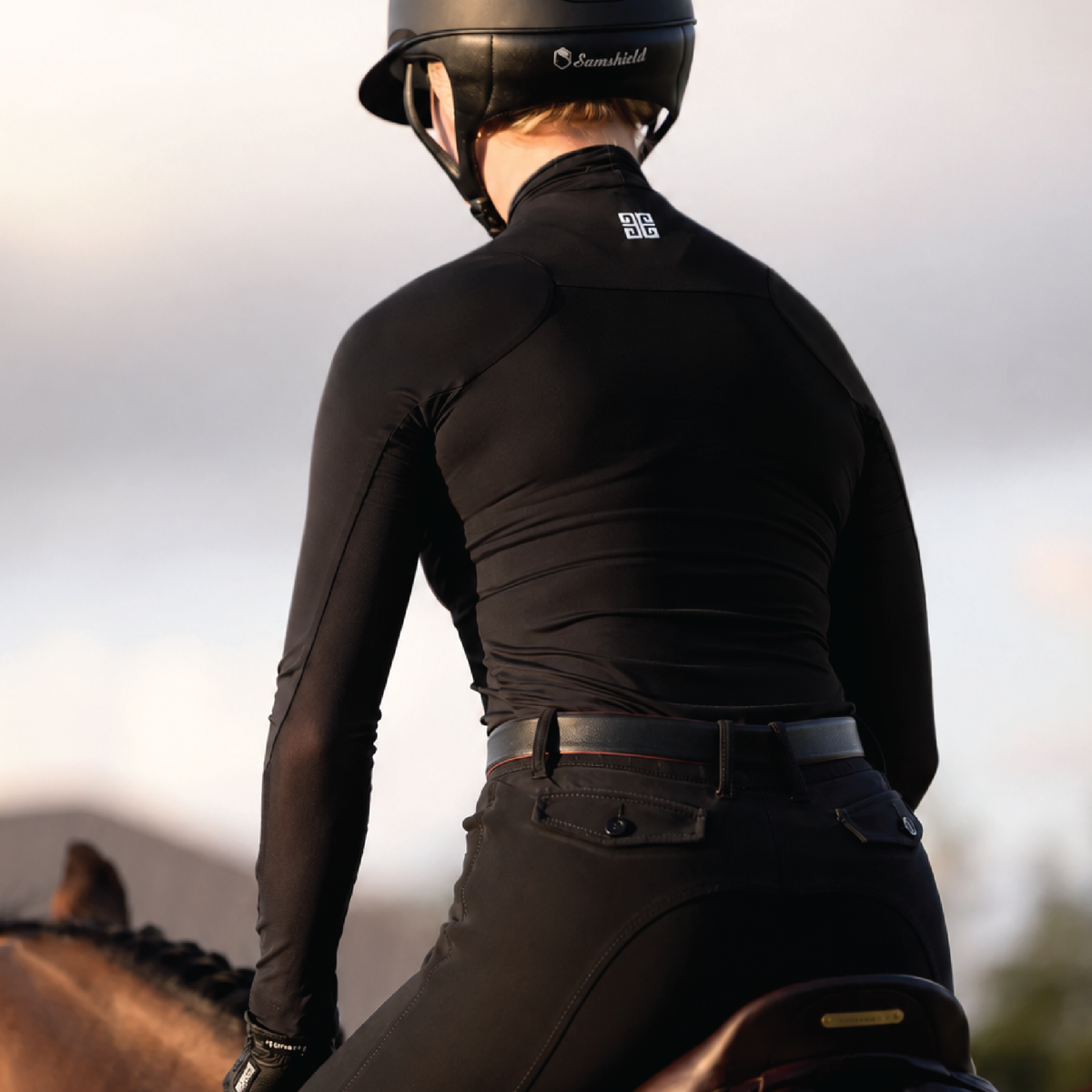 Beacon Hill Women's Euphoric Equestrian Aspen Turtleneck