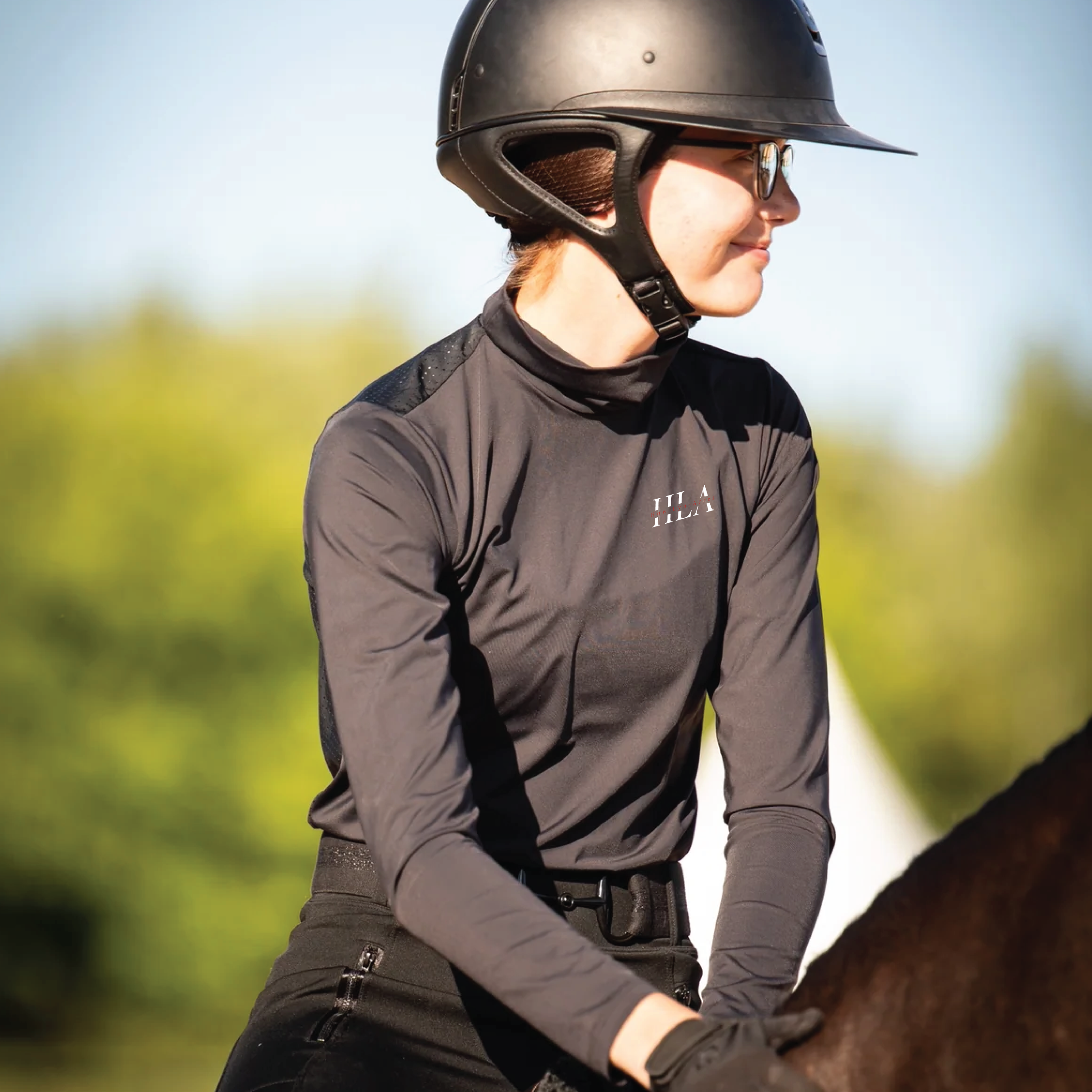 How Lyn - Acres Women's Euphoric Equestrian Otto Turtleneck