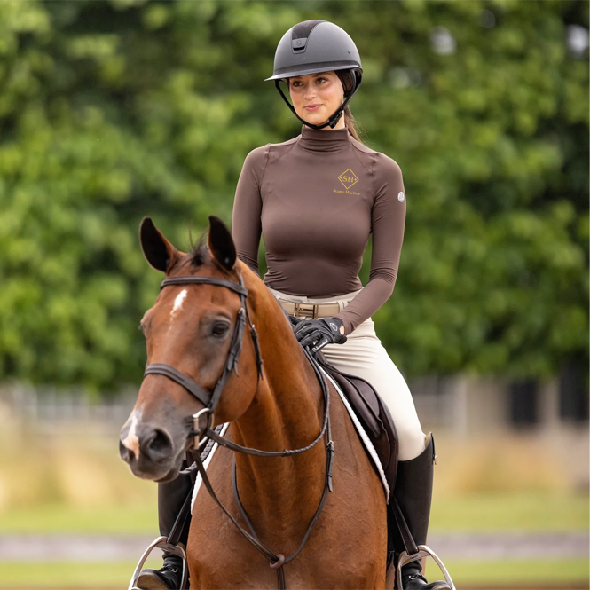 Stone Harbor Women's TKEQ 'Chloe' High Collar Technical Top