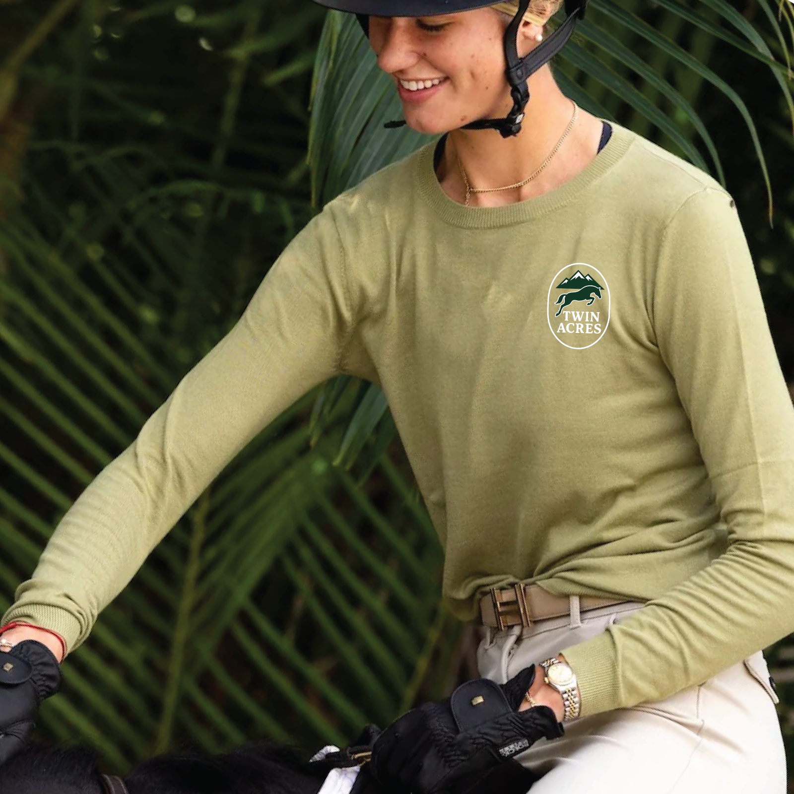 Twin Acres Women's TKEQ Essential Crewneck Sweater